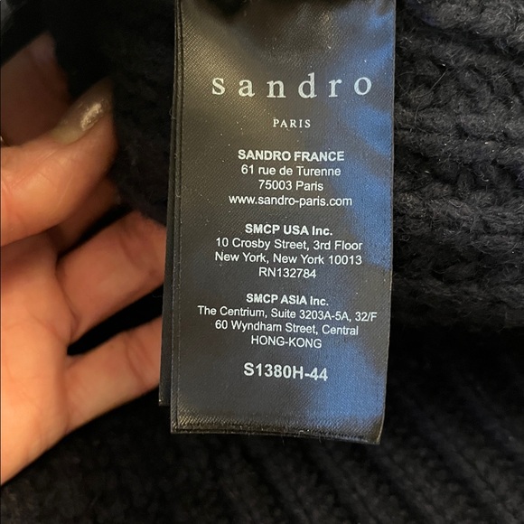 Lambswool angora cableknit sweater - Picture 5 of 6